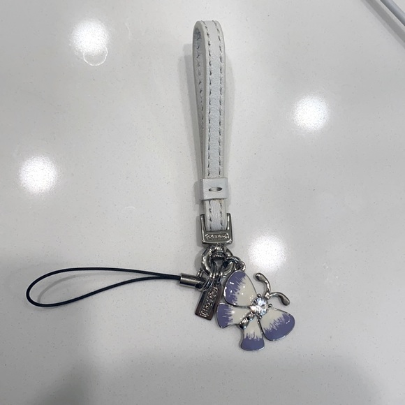 Coach key chain attachment